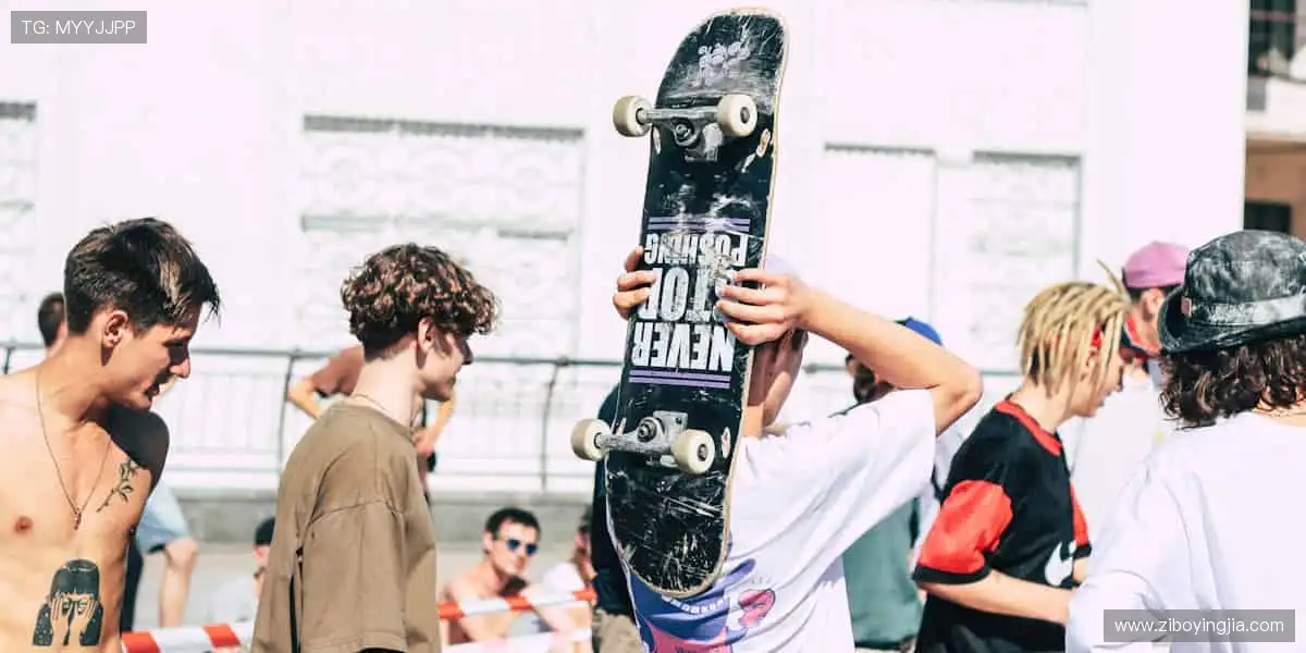 🏀 全球赛事，一网打尽，官网为你点燃竞技热血！